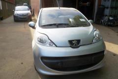 Peugeot 107 grijs