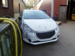 Peugeot 208 wit 006